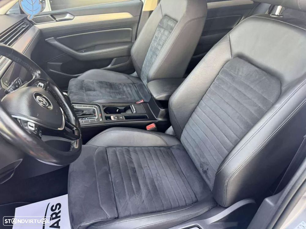 VW Passat Variant 2.0 TDi R-Line DSG - 19
