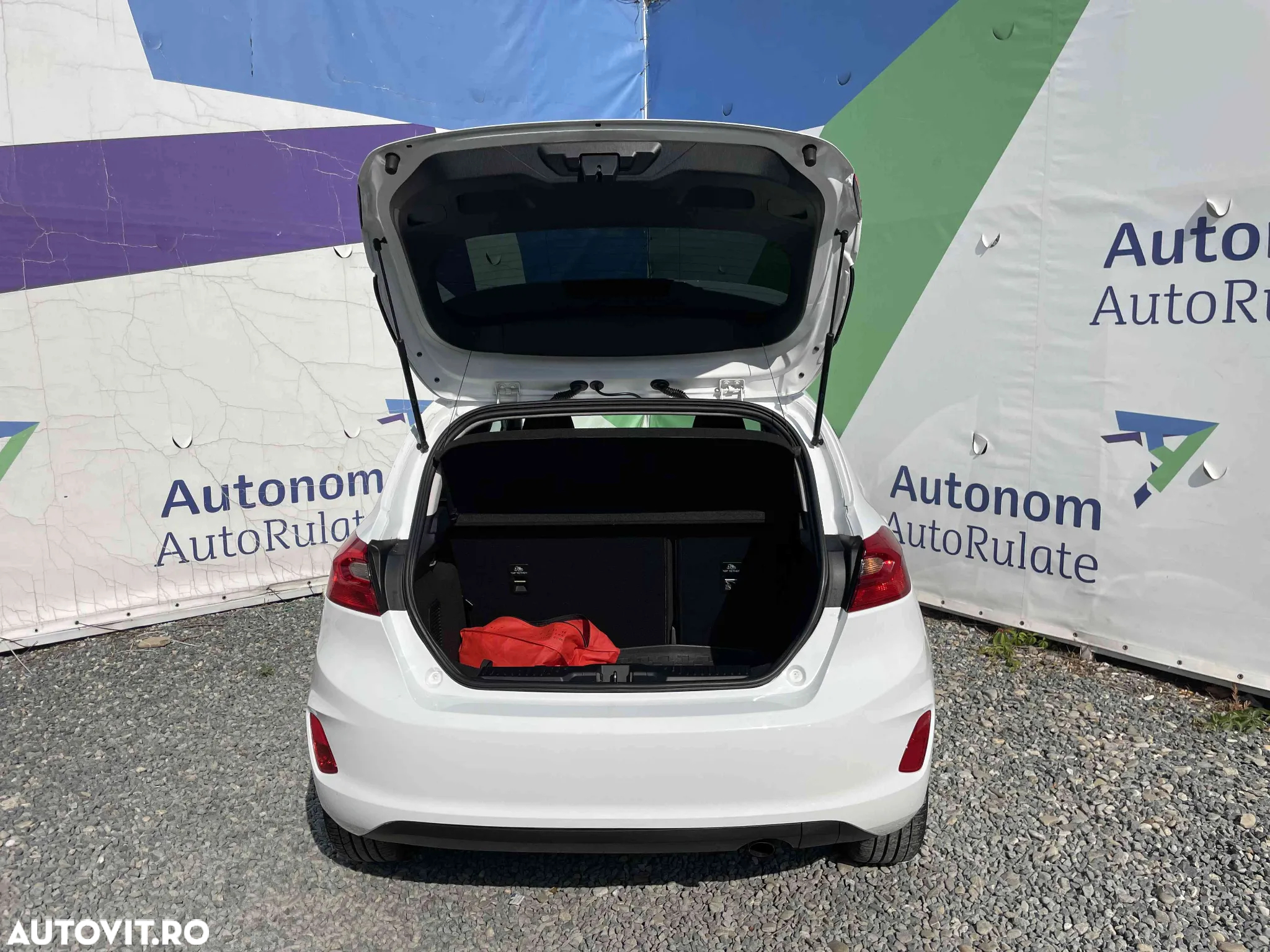 Ford Fiesta - 7