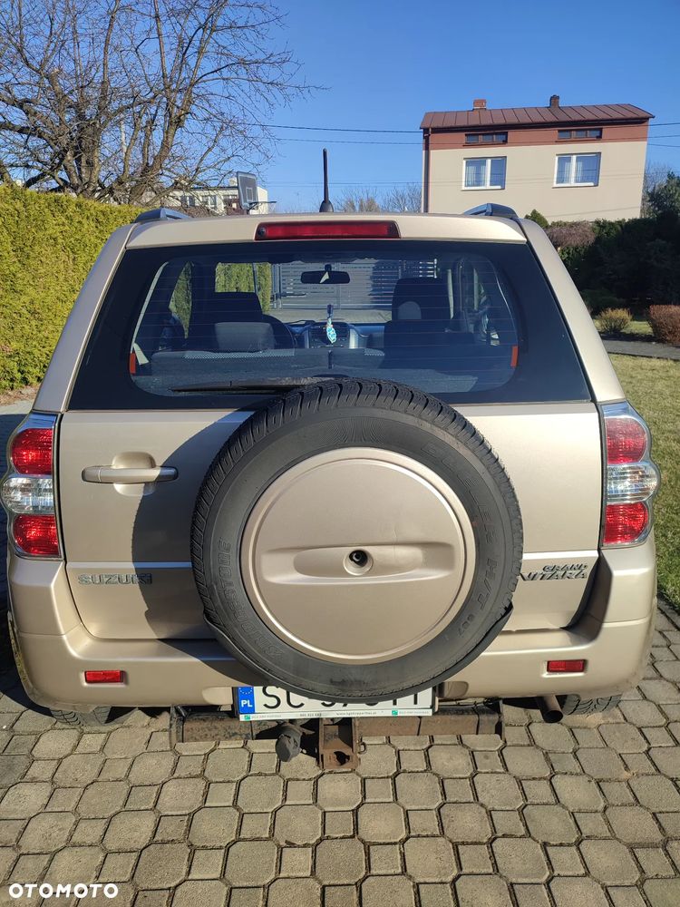 Suzuki Grand Vitara - 2