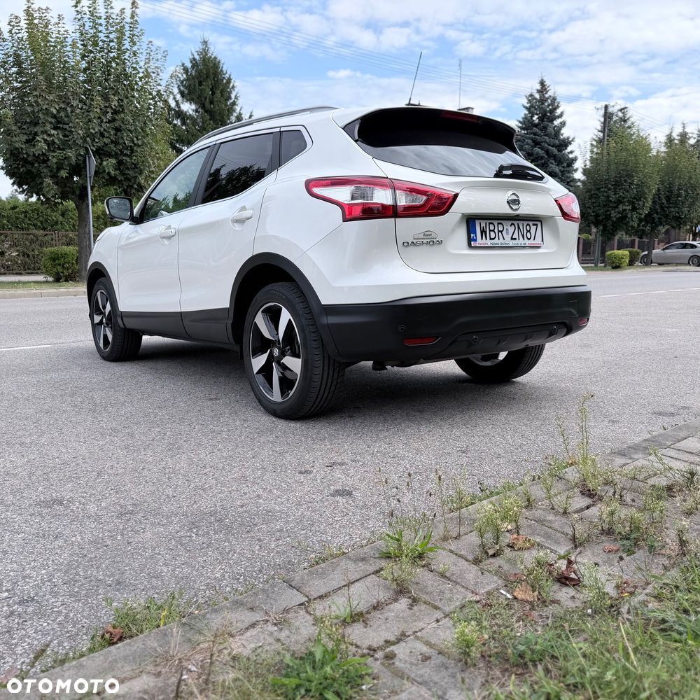 Nissan Qashqai 1.6 DIG-T N-Connecta - 8