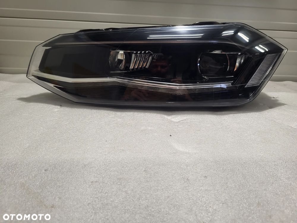 Reflektor Volkswagen Polo VI FULL LED PRZÓD STRONA LEWA 2G1941035F - 1