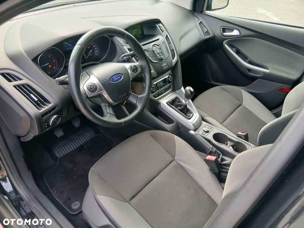 Ford Focus 1.6 TDCi Ambiente - 7