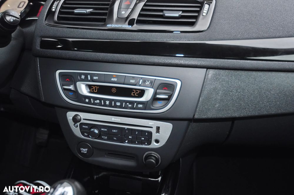 Renault Megane ENERGY dCi 130 Start & Stop Bose Edition - 21