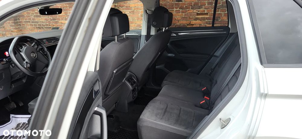 Volkswagen Tiguan 1.5 TSI EVO R-Line DSG - 2
