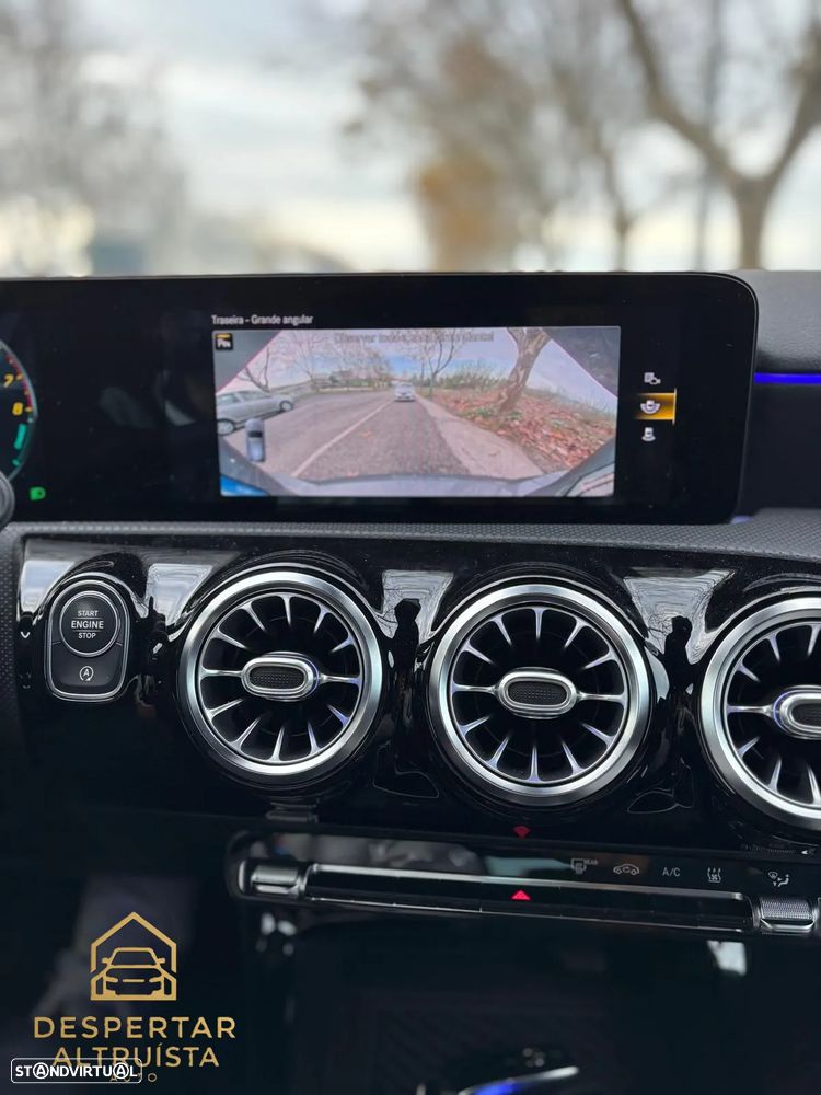 Mercedes-Benz A 250 e 8G-DCT AMG Line - 19