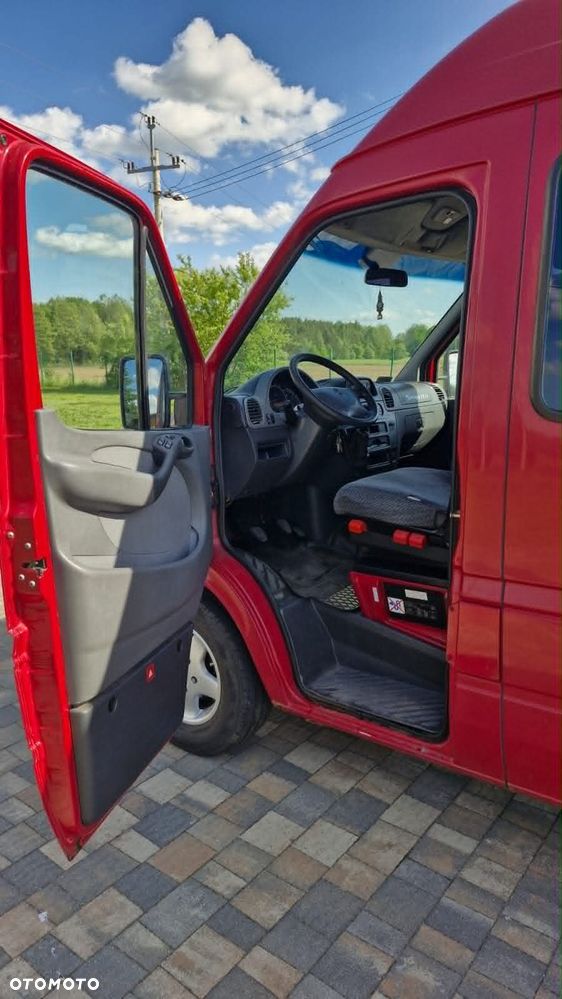 Mercedes-Benz SPRINTER - 6