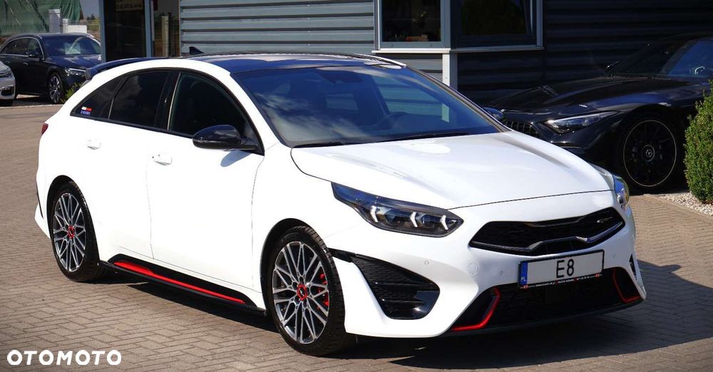 Kia ProCeed - 9