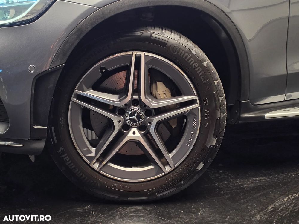 Mercedes-Benz GLC 220 d 4MATIC 9G-TRONIC AMG Line - 36