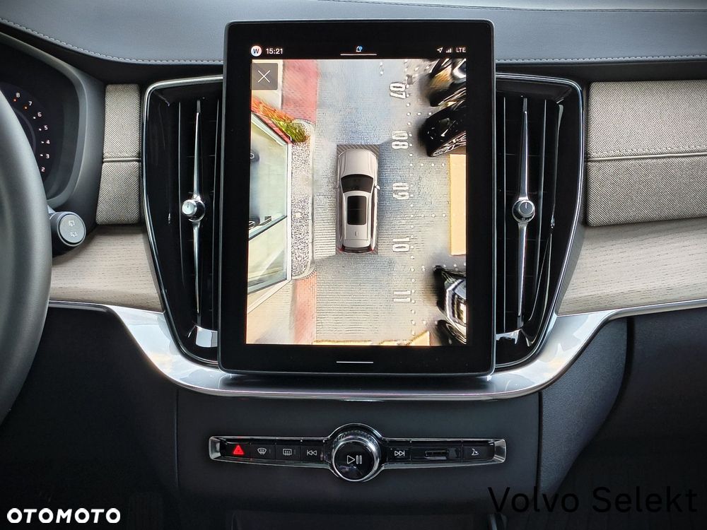 Volvo XC 90 - 23