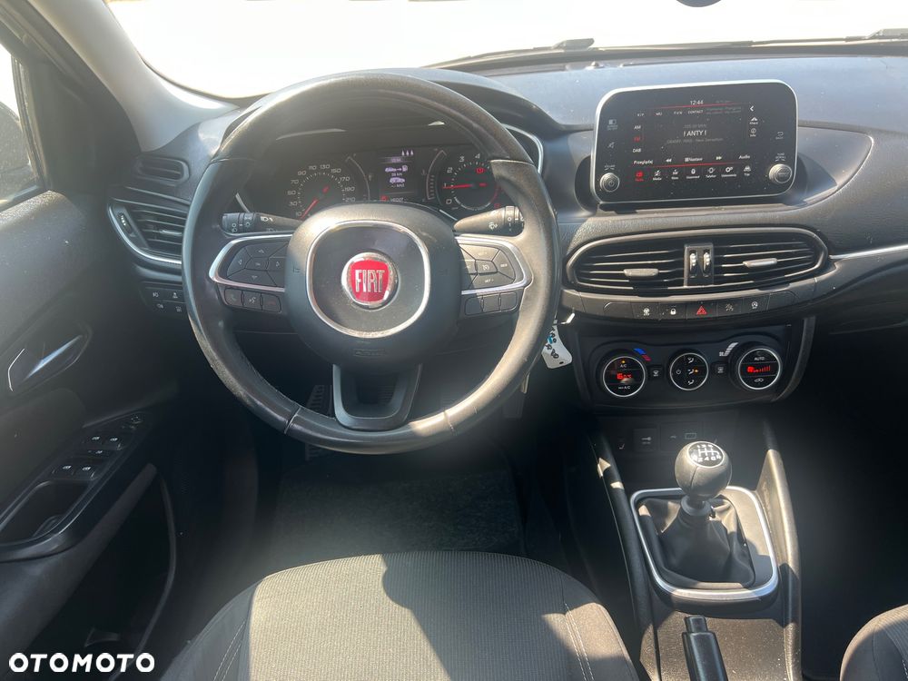 Fiat Tipo 1.4 16v Lounge - 16