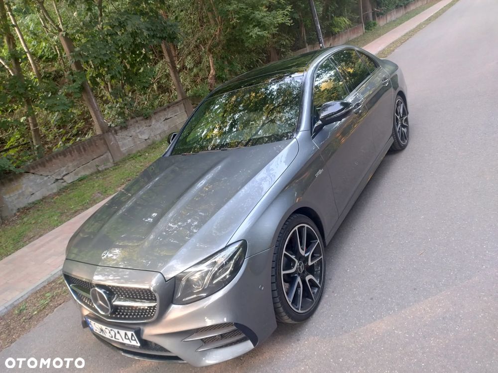 Mercedes-Benz Klasa E - 1