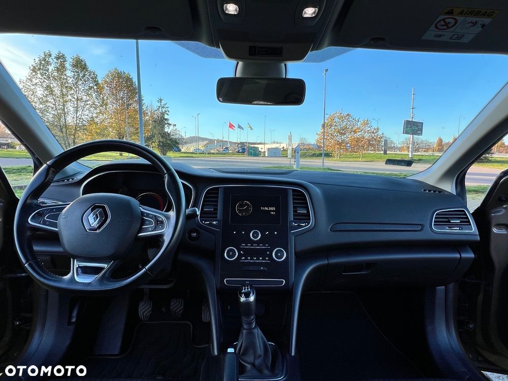 Renault Megane 1.6 SCe Limited - 11