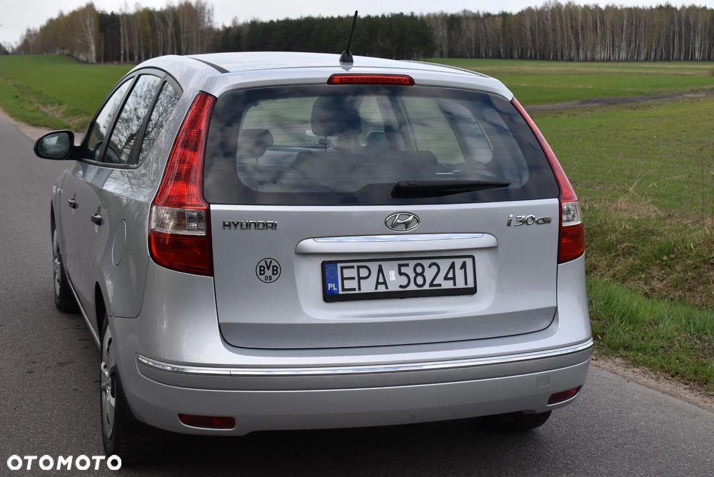 Hyundai i30 i30cw 1.4 FIFA WM Edition - 10