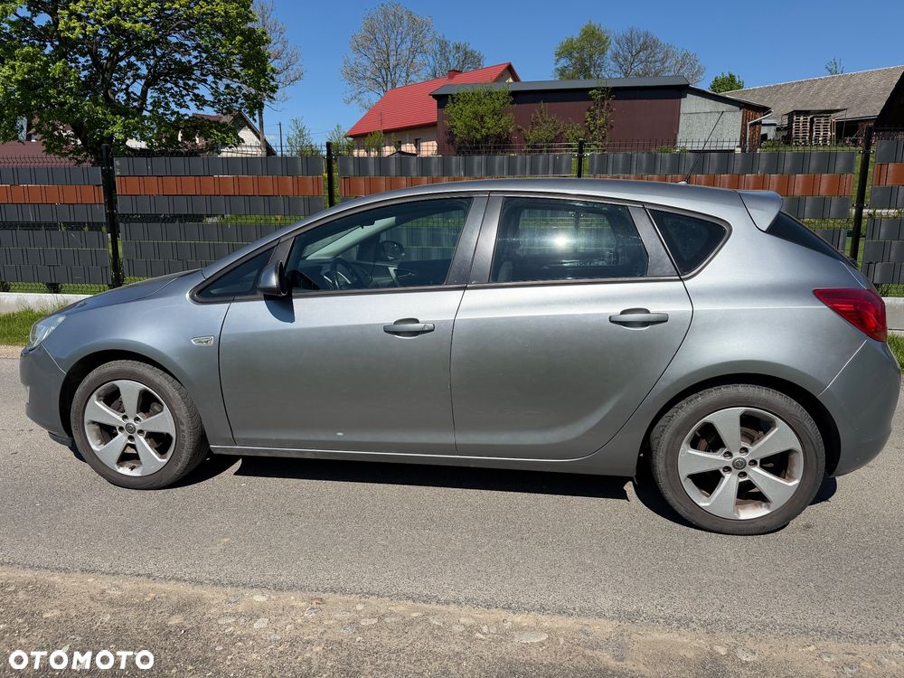 Opel Astra 1.4 Essentia - 6
