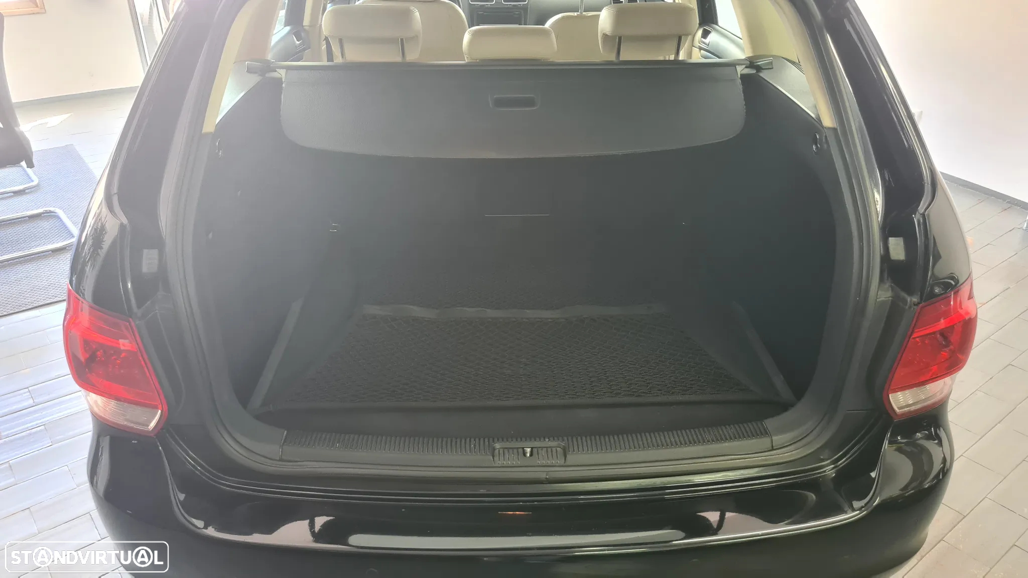 VW Golf Variant 1.6 TDi Confortline - 22