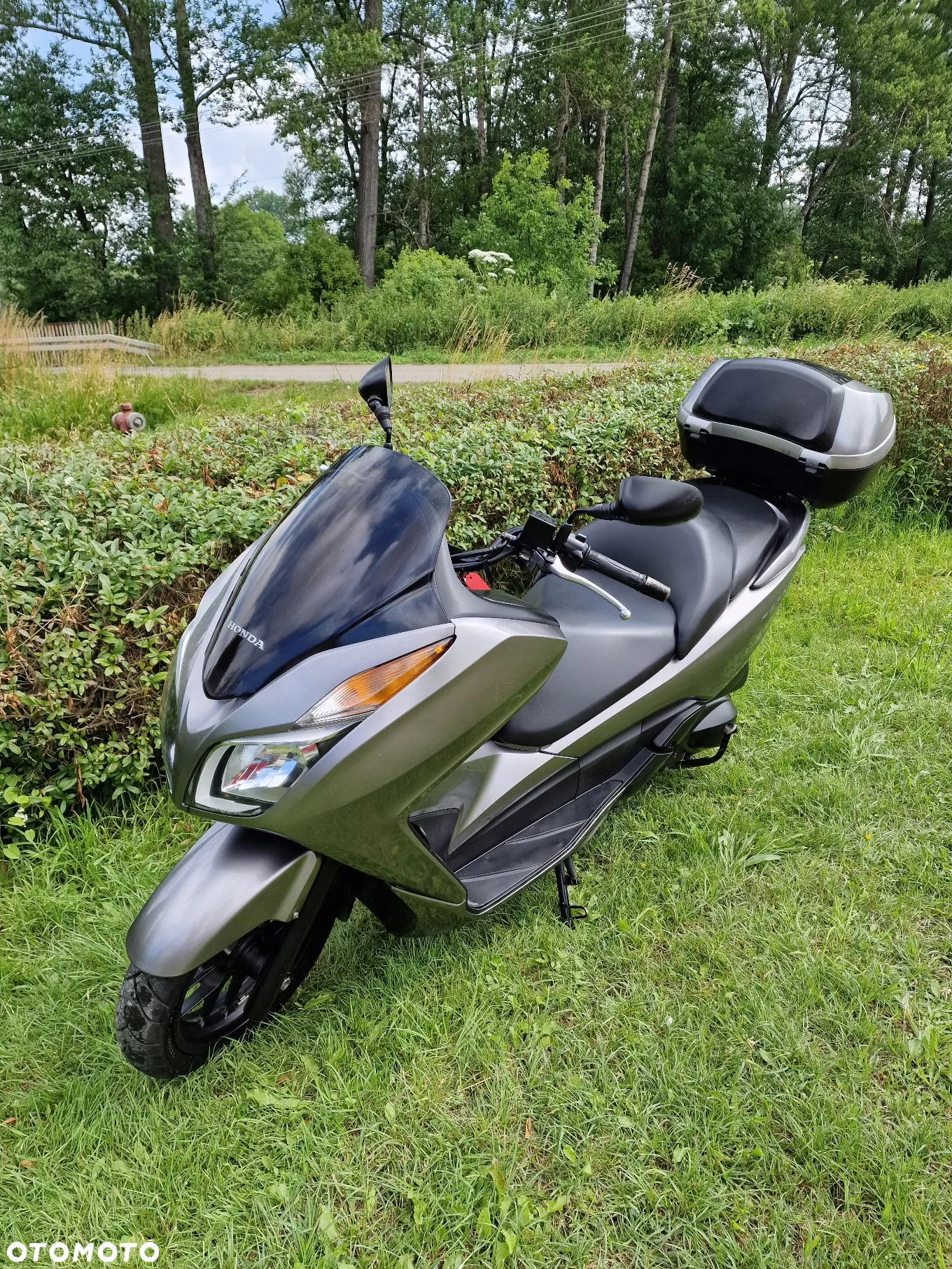 Honda NSS - 12