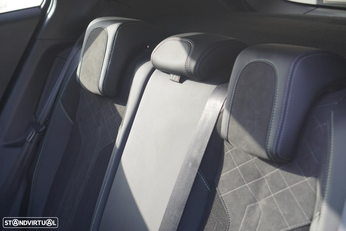 Peugeot e-2008 50 kWh GT - 15