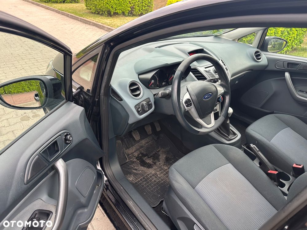 Ford Fiesta 1.25 Silver X - 13