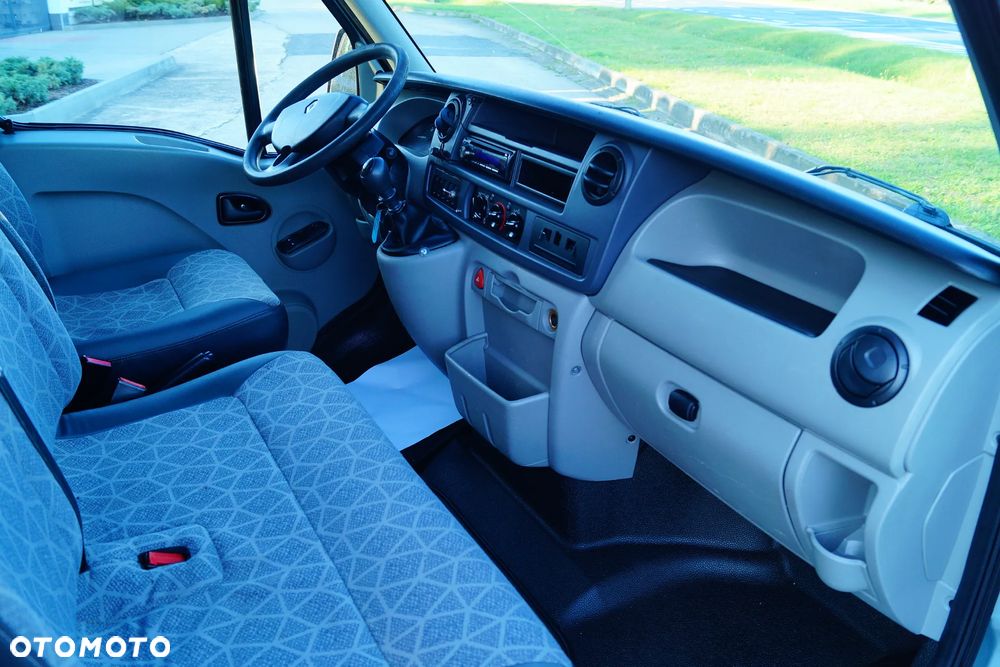 Renault MASTER 2.5 DCI 145KM KLIMA - 19