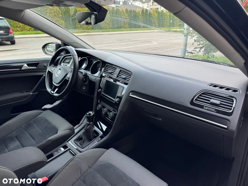 Volkswagen Golf VII 1.6 TDI BMT Highline - 12