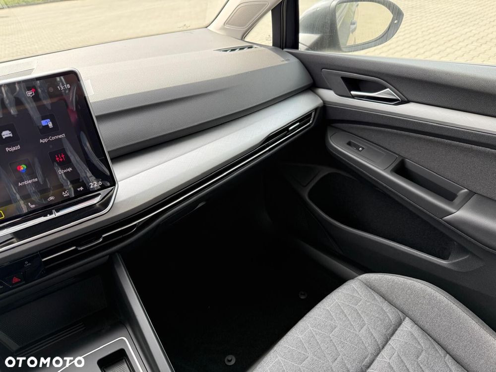 Volkswagen Golf Variant - 30