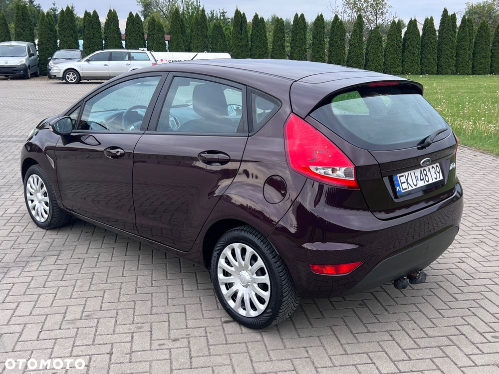 Ford Fiesta 1.25 Trend - 11