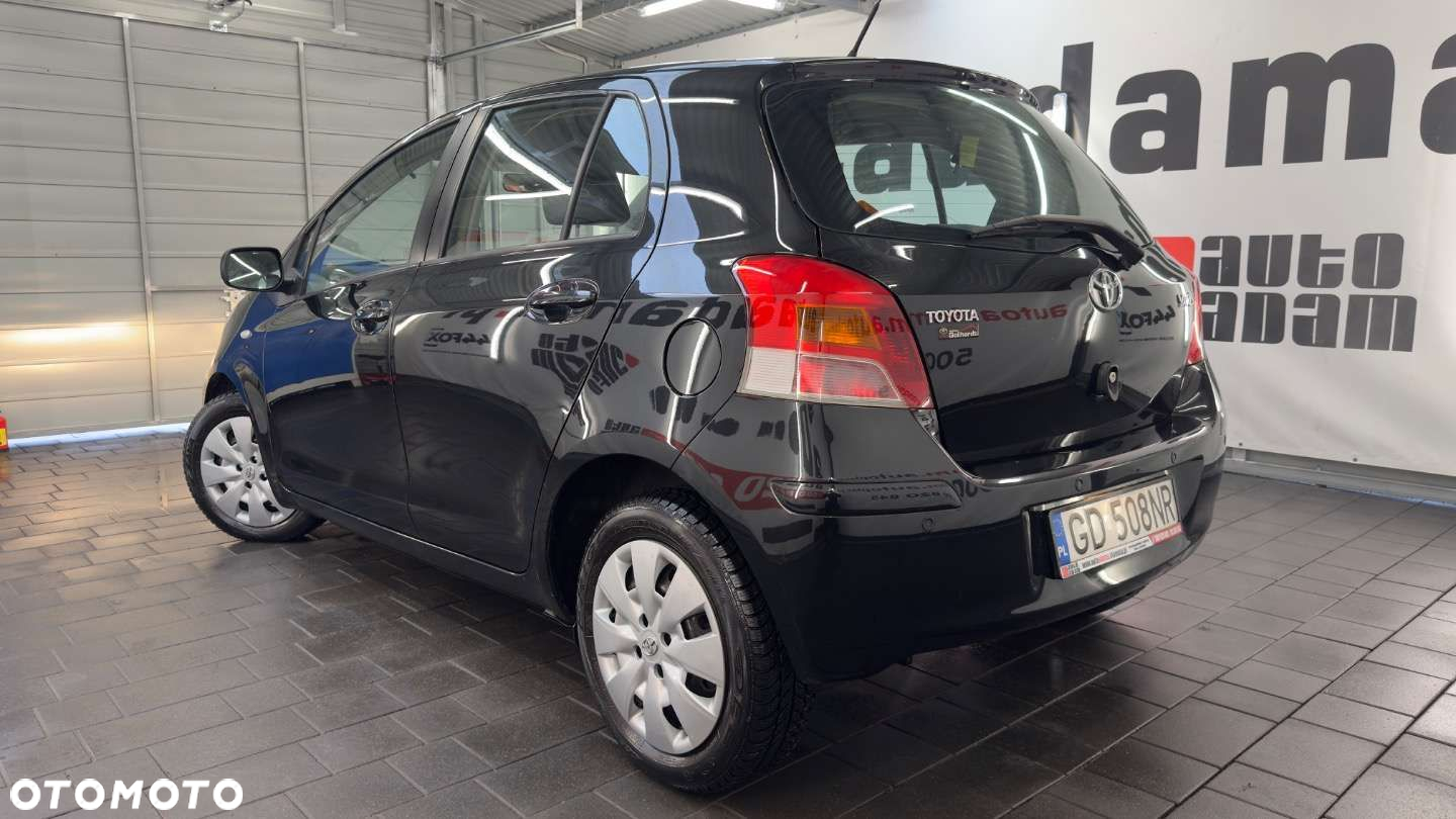 Toyota Yaris - 14