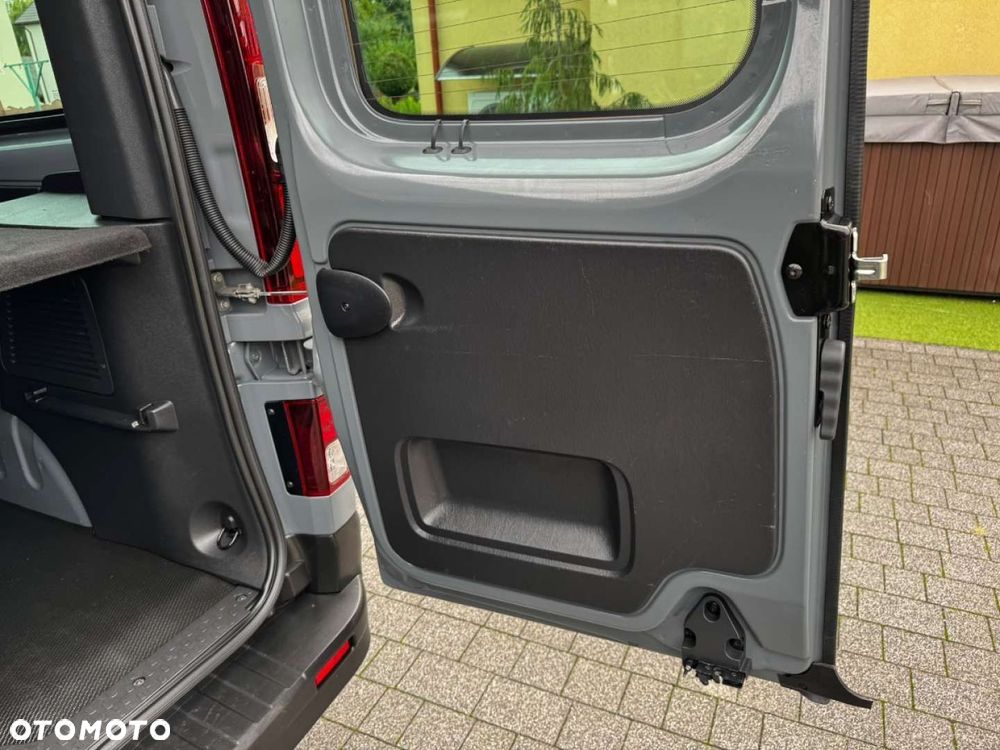 Renault Trafic - 30