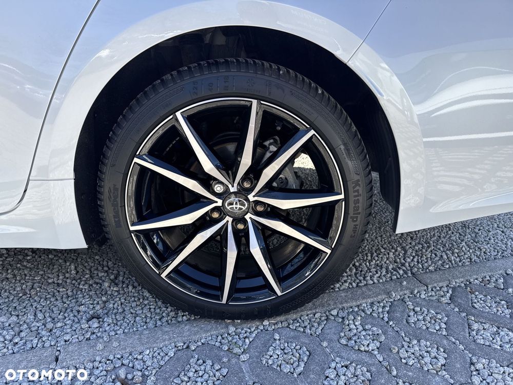 Toyota Corolla 1.8 Hybrid GR Sport Dynamic - 19