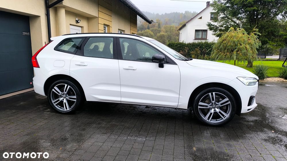 Volvo XC 60 T6 AWD Recharge Geartronic RDesign Expression - 3