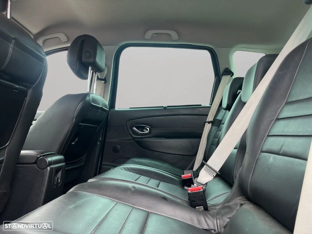 Renault Scénic 1.5 dCi Bose Edtion — fotografia 12