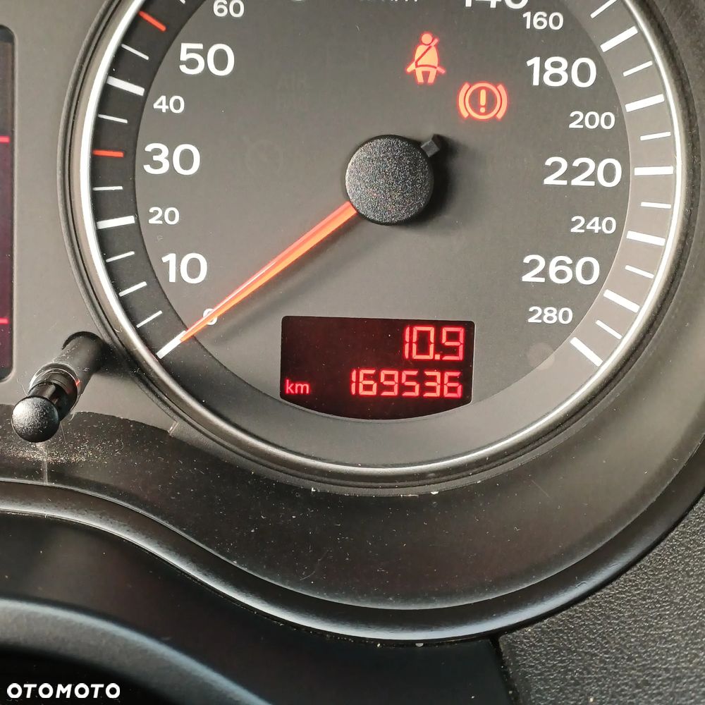 Audi A3 3-drzwiowe 2.0 TFSI S line Sportpaket - 30