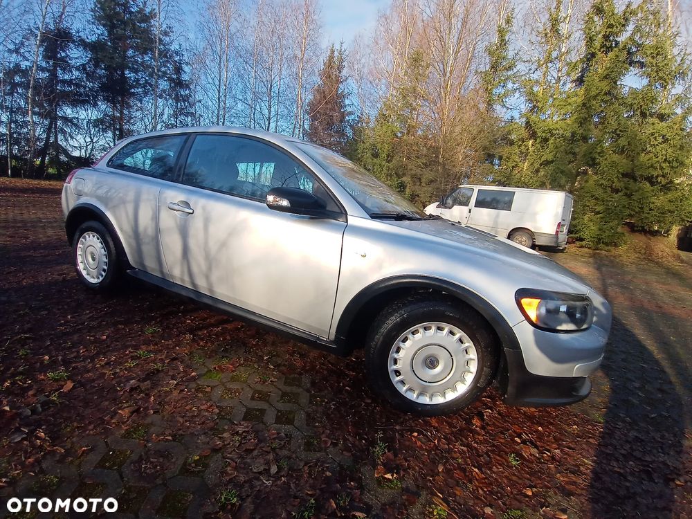 Volvo C30 1.6D - 14