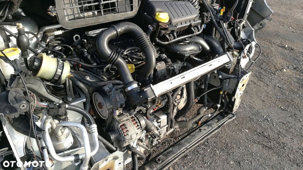 silnik trafic vivaro primastar 2.0 dci m9r 129tys - 3