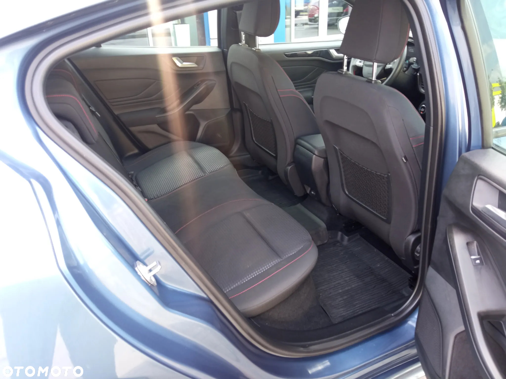 Ford Focus 1.0 EcoBoost ST-Line - 19