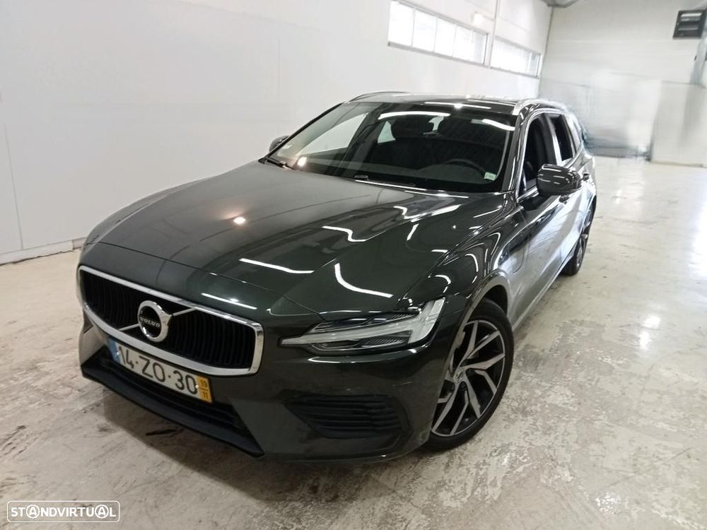 Volvo V60 2.0 T8 AWD TE Momentum - 2
