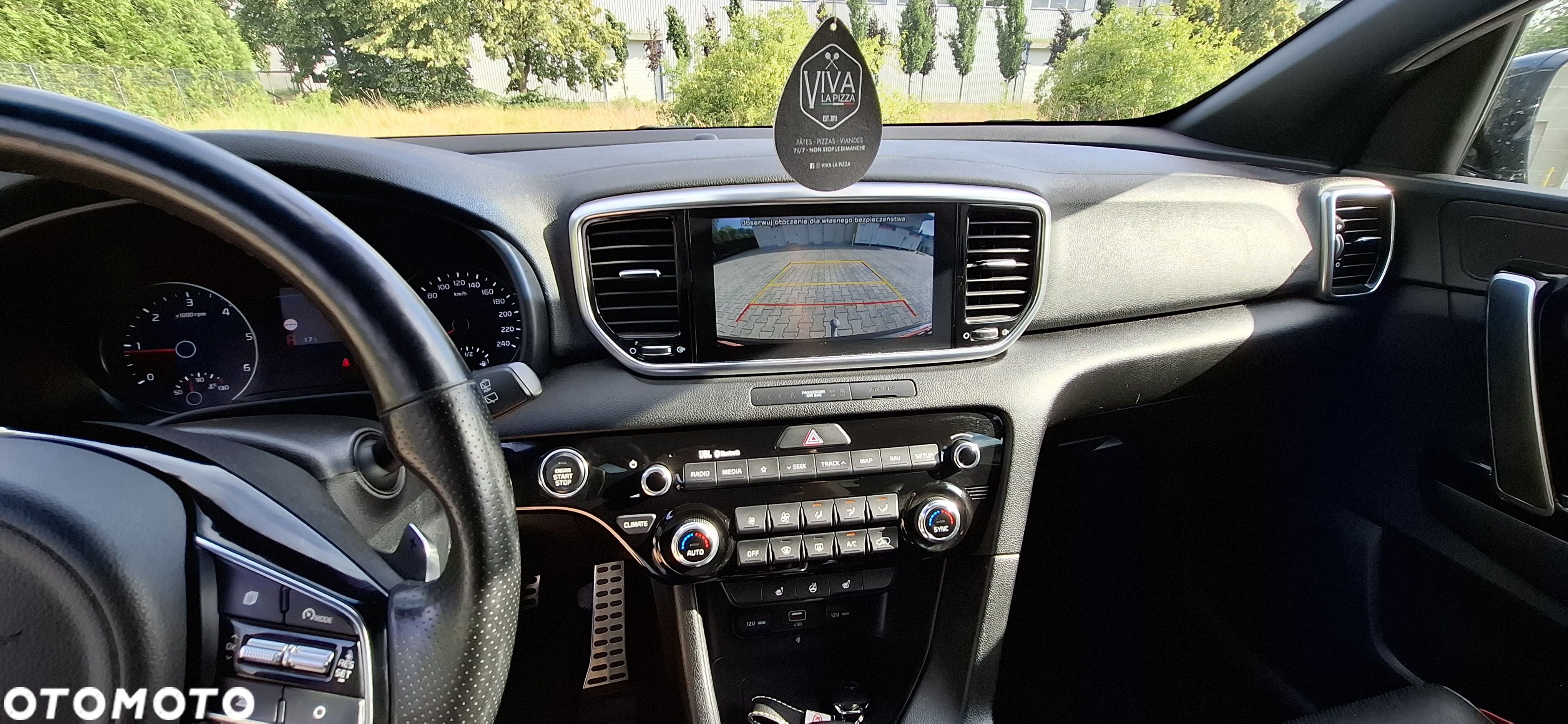 Kia Sportage - 12