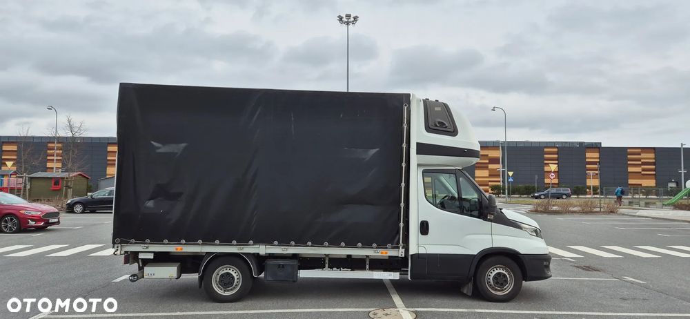 Iveco DAILY PLANDEKA LIFT - 3