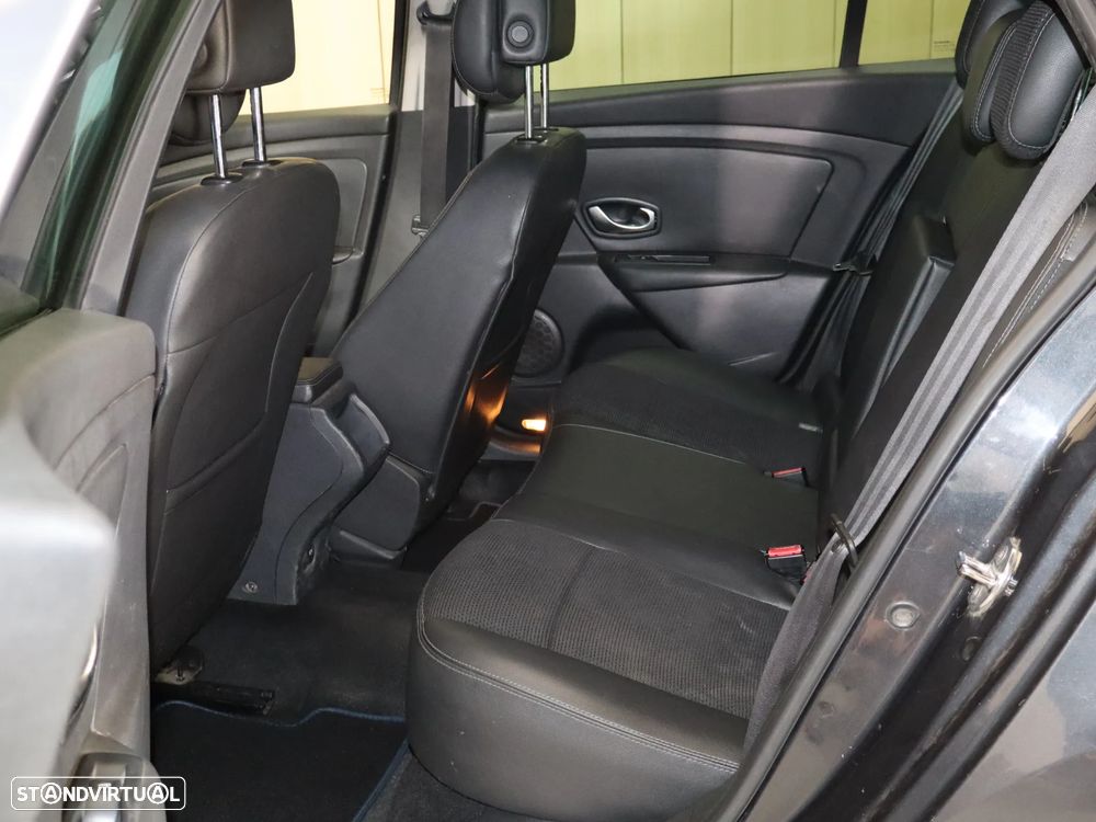 Renault Mégane Sport Tourer 1.5 dCi Dynamique S - 11