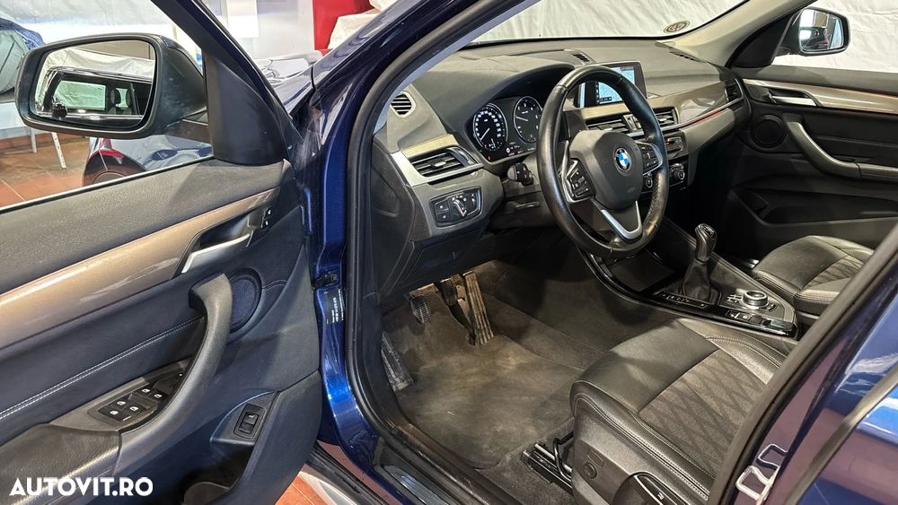 BMW X1 xDrive18d xLine - 8