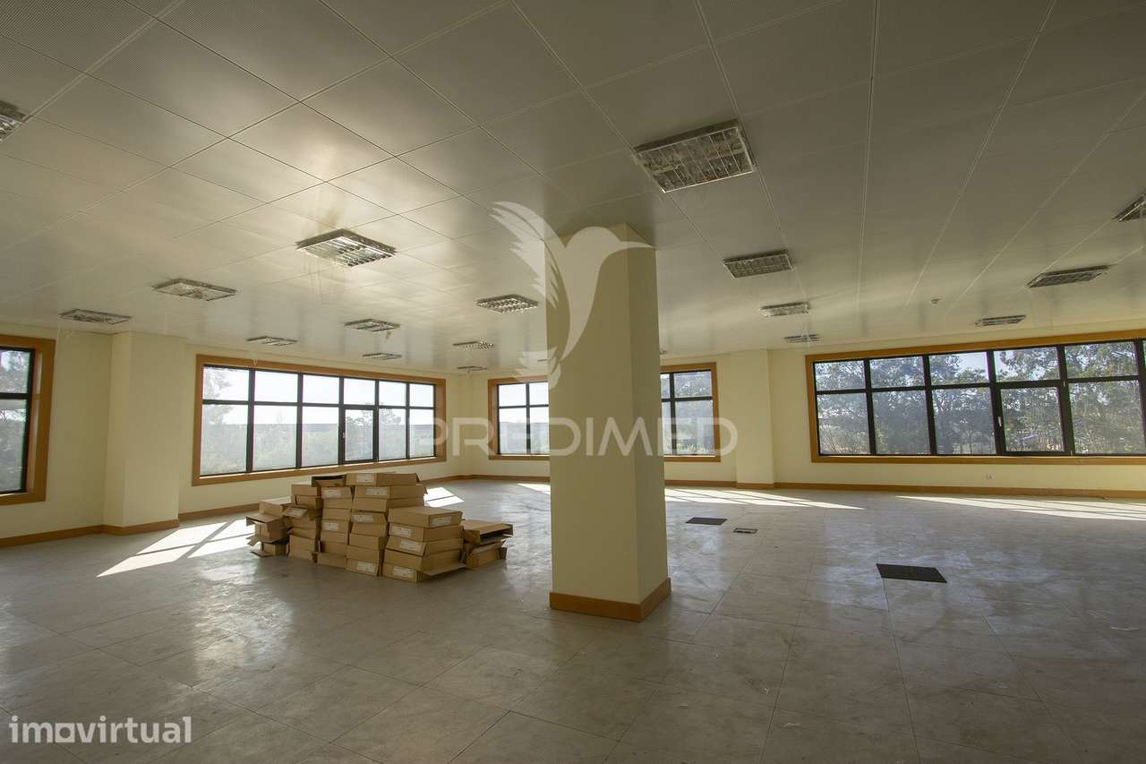 Edificio Escritorios - Investimento - Grande imagem: 3/16