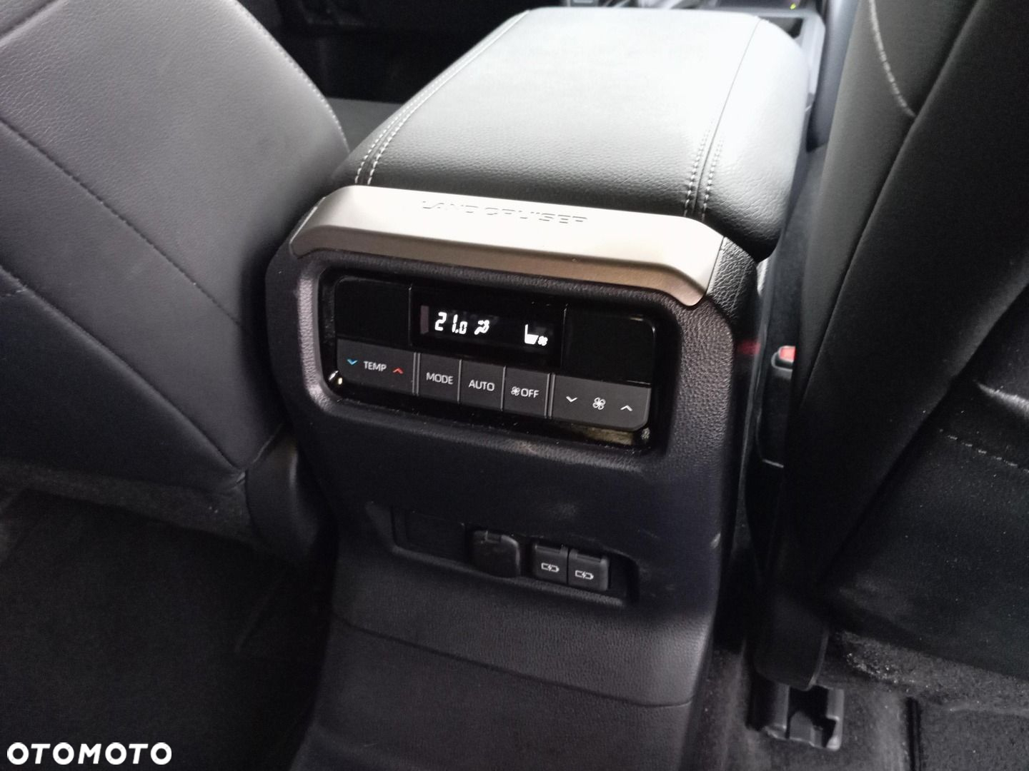 Toyota Land Cruiser LC 2.8 D-4D Invincible - 21