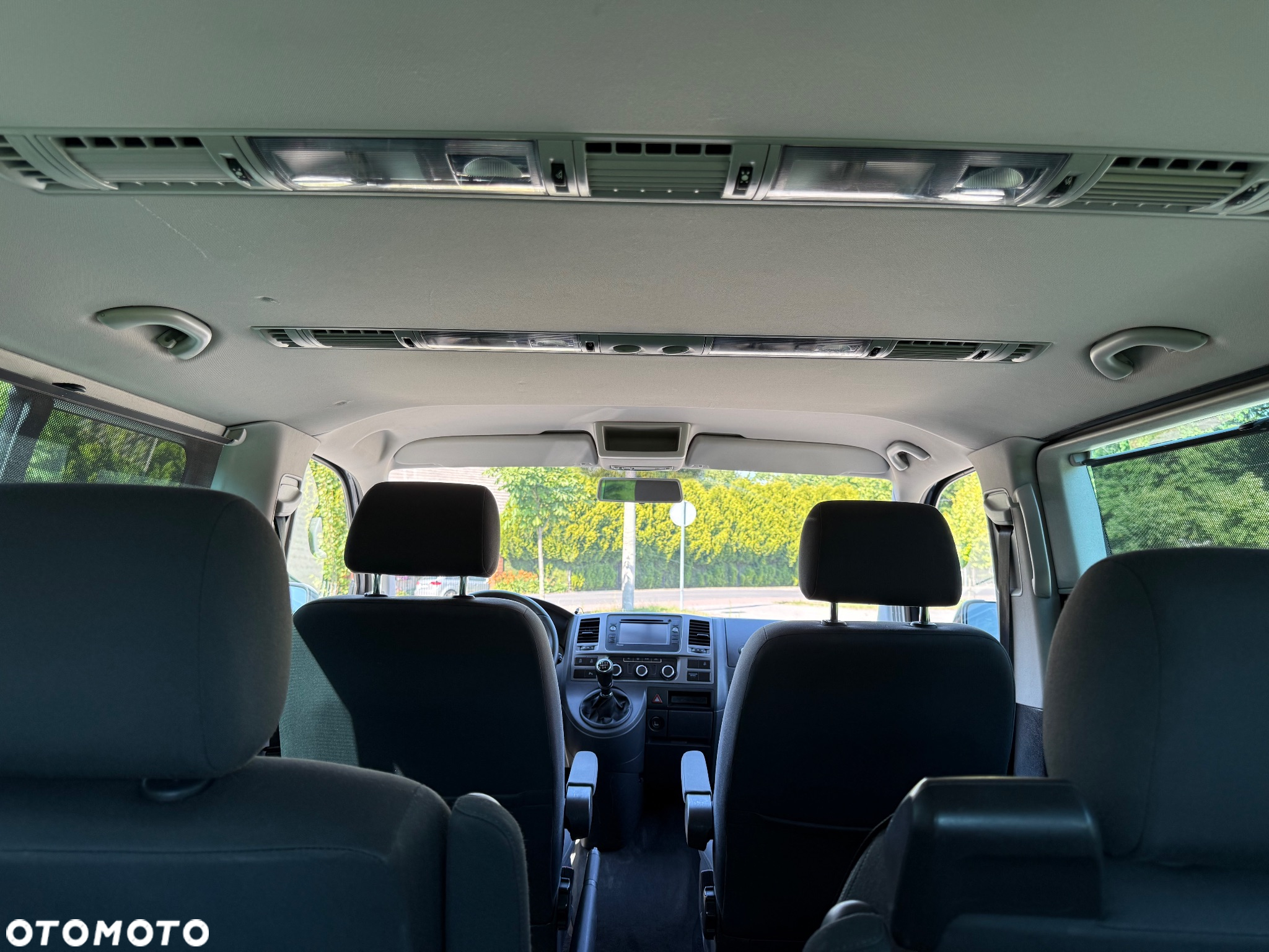Volkswagen Multivan TDI L1 BlueMotion - 21