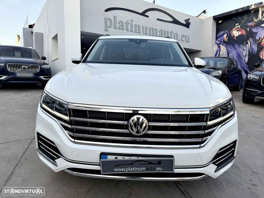 VW Touareg 3.0 TDI V6 Elegance Plus - 8