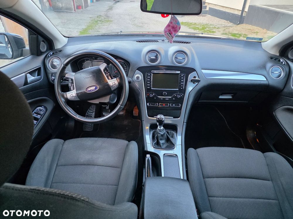 Ford Mondeo 1.6 TDCi ECOnetic Start-Stopp Ambiente - 9