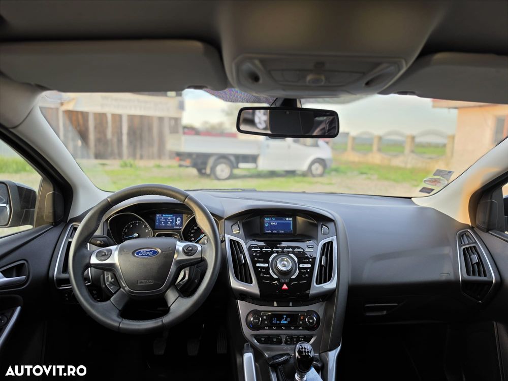 Ford Focus 1.6 EcoBoost Start-Stopp-System Titanium - 6