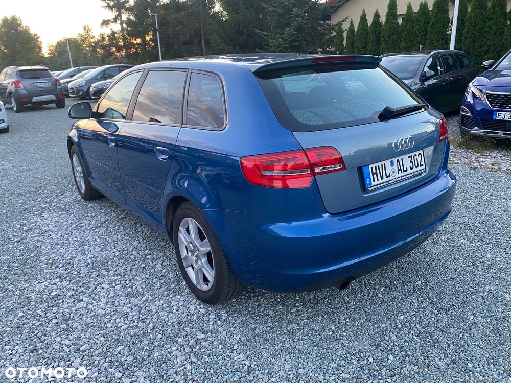 Audi A3 Sportback 1.6 Attraction - 35