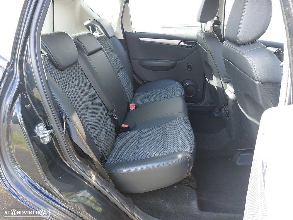 Mercedes-Benz A 200 CDI Avantgarde DPF - 10