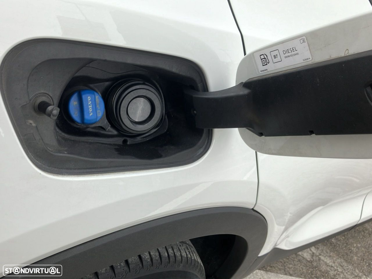 Volvo XC 40 2.0 D3 Momentum Geartronic - 17