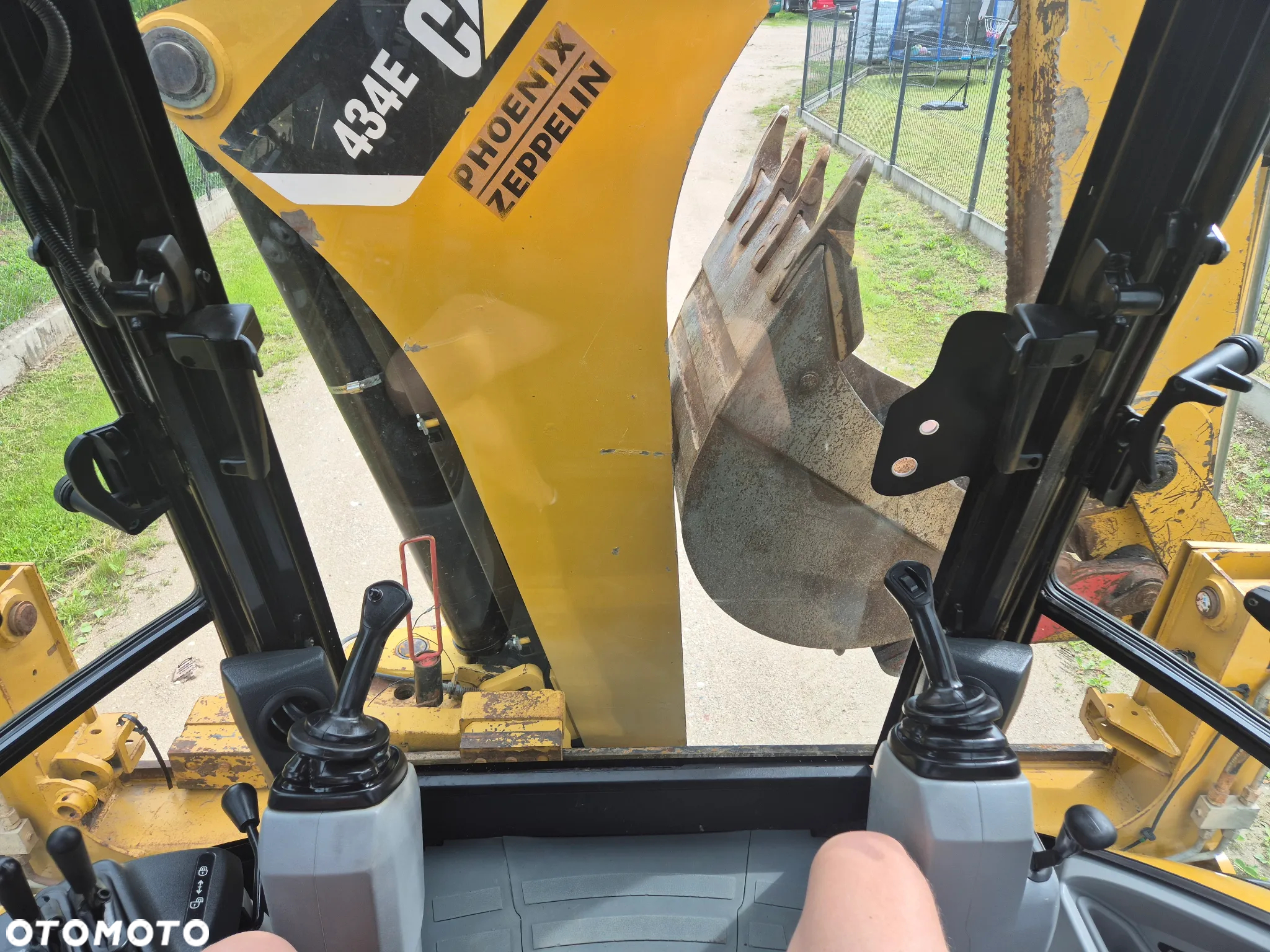 Caterpillar 434e - 18